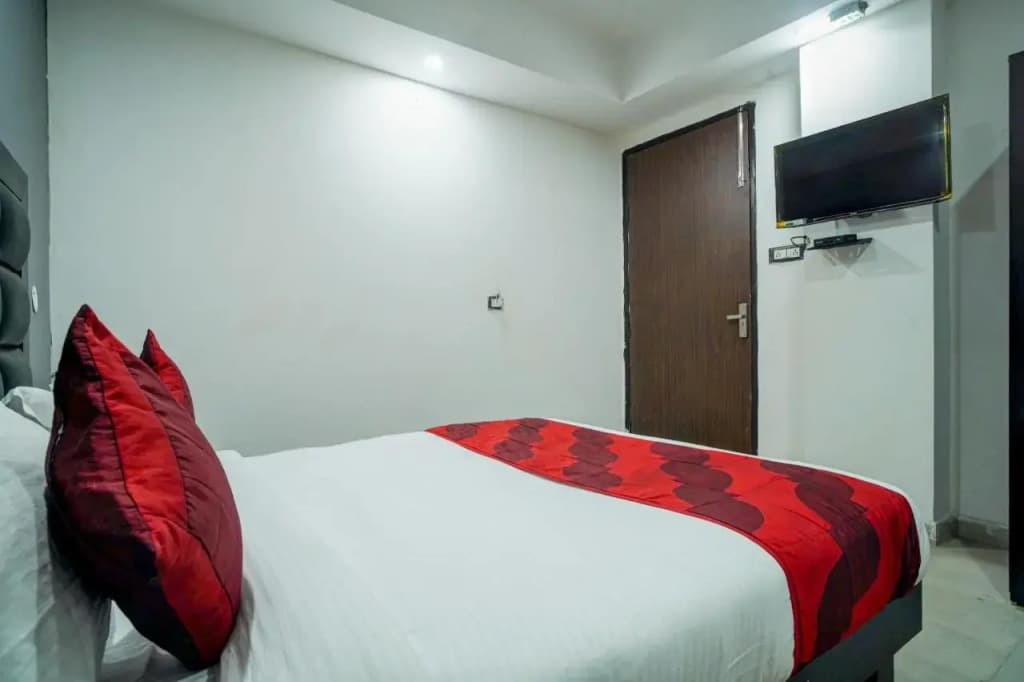 Red Snapper Hotel - photo 2