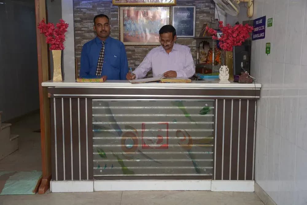 Sidhartha Tourist Lodge - photo 10