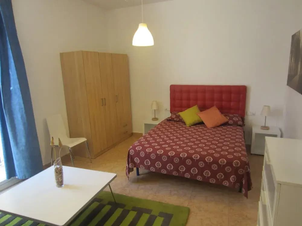 Apartaments Clot Sant Martí - photo 2