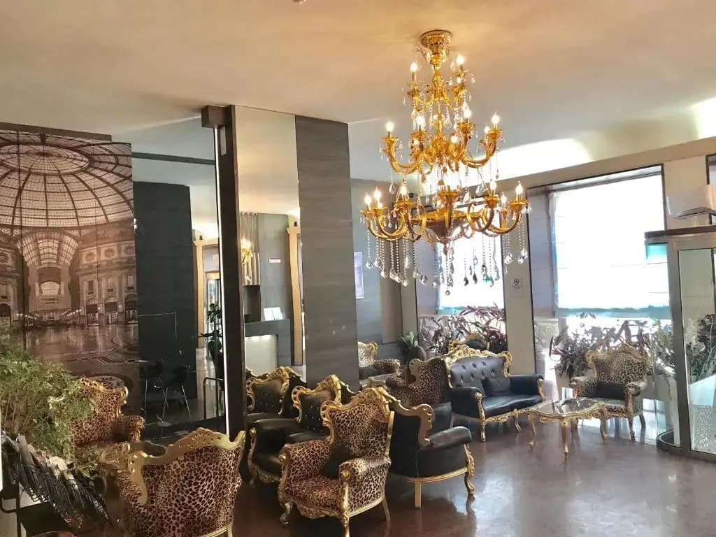 Hotel Canova - photo 17