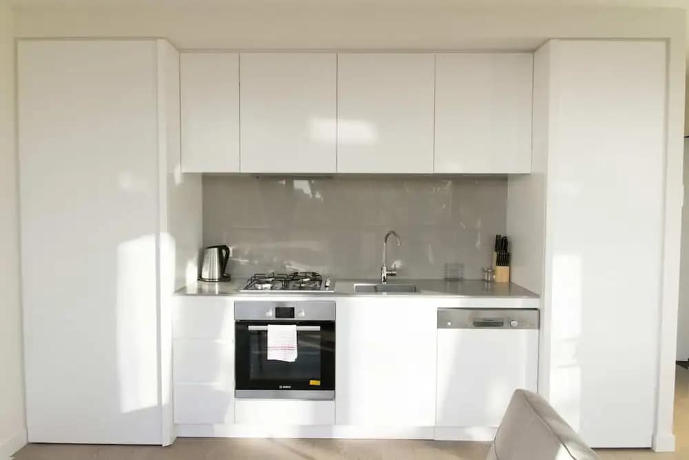 Brand New 1 Bedroom Apartment in South Melbourne - photo 11