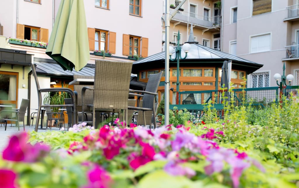 Corvin Hotel - photo 20