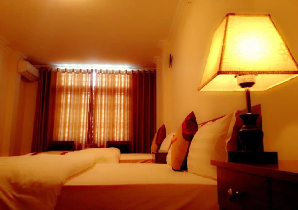 Avalon Hotel - photo 5
