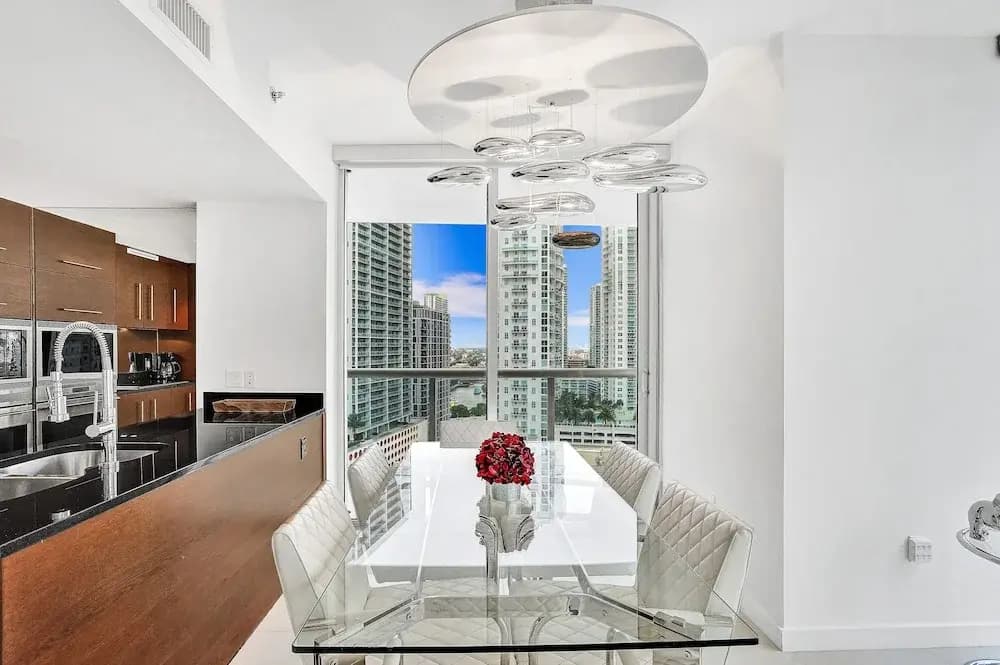 LUXURY W HOTEL BRICKELL 2BD, Miami - photo 10
