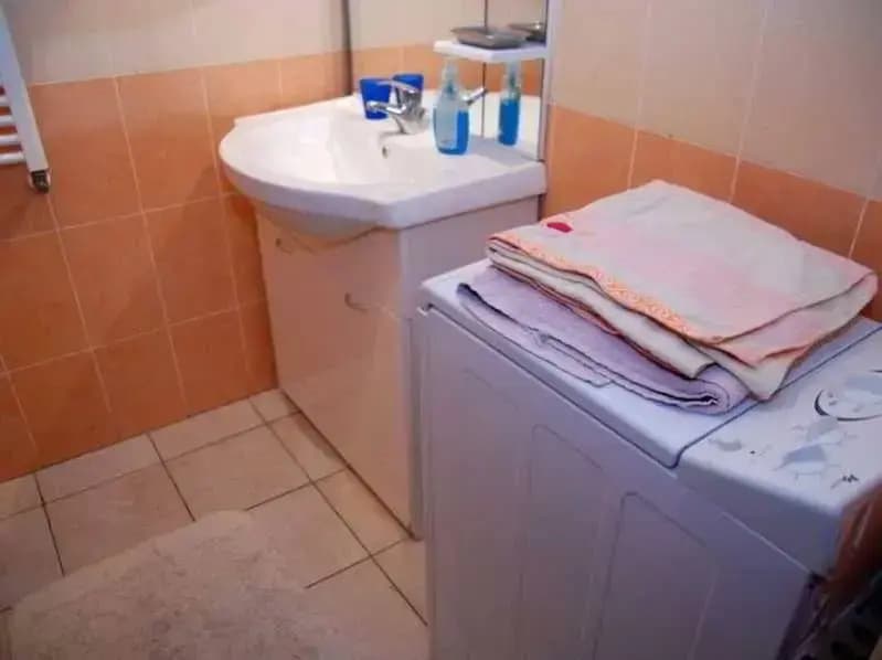 Ferenciek Apartment - photo 8