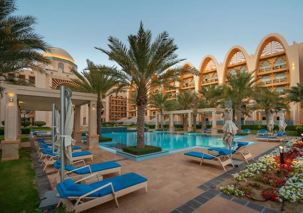 2BD 2 5BA Superior Apt With Pool Gym Beach Access - photo 14