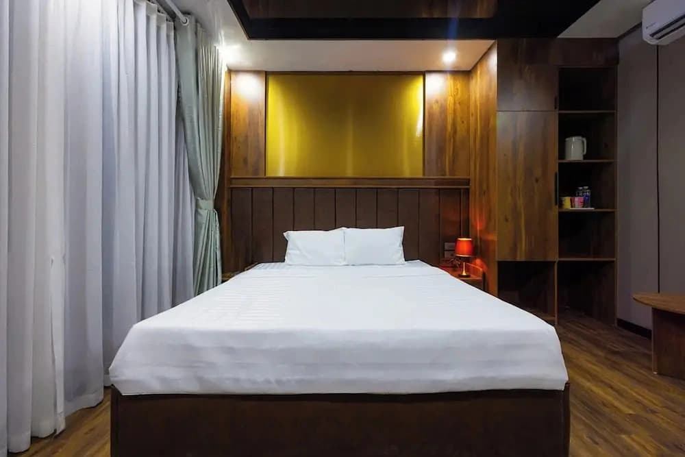 TH Luxury Hotel - photo 4