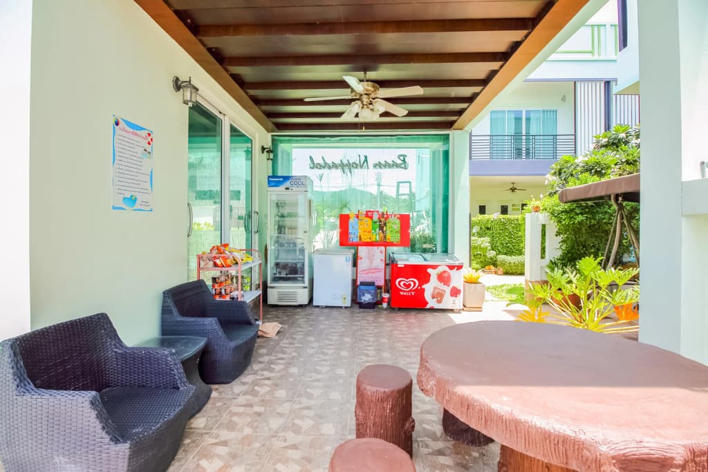 OYO 242 Baan Noppadol Hua Hin Resort - photo 10
