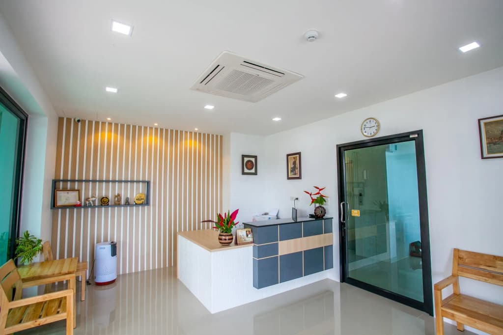 Wanarom Residence Hotel - photo 2
