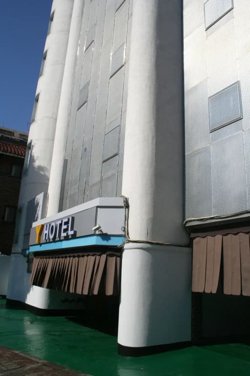 Y Hotel - photo 10