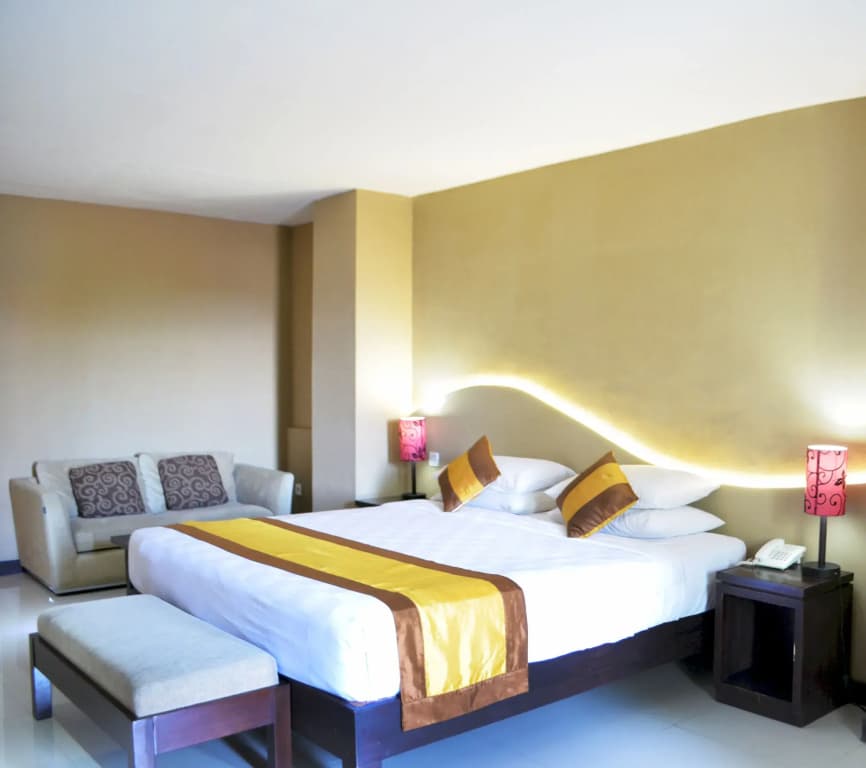 Nirmala Hotel and Convention Centre - photo 4