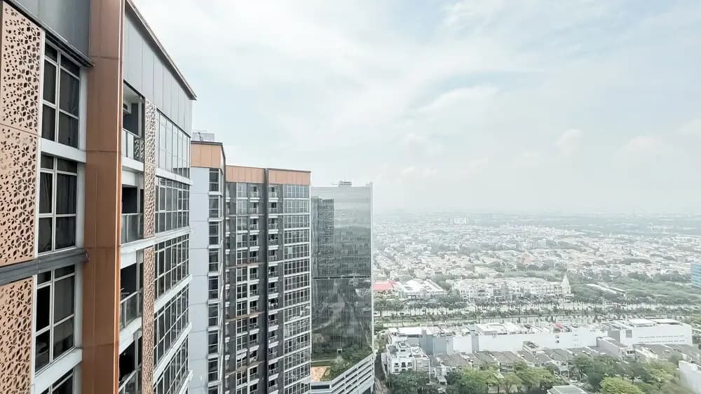 Modern Minimalist Studio Room At Gold Coast Apartment - photo 7