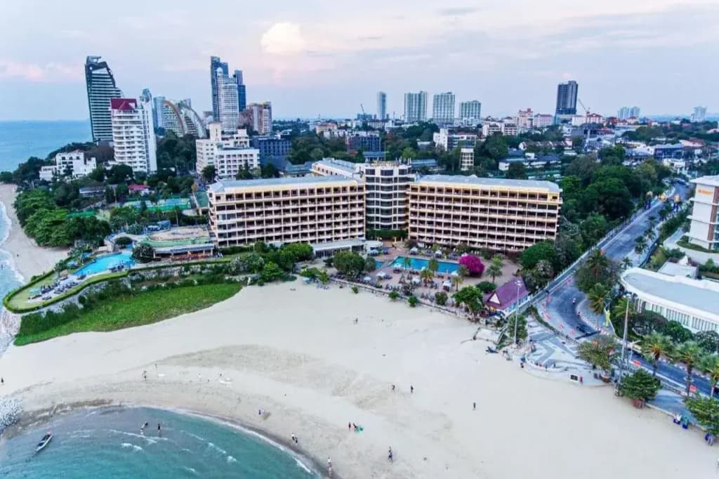 Dusit Thani Pattaya - photo 31