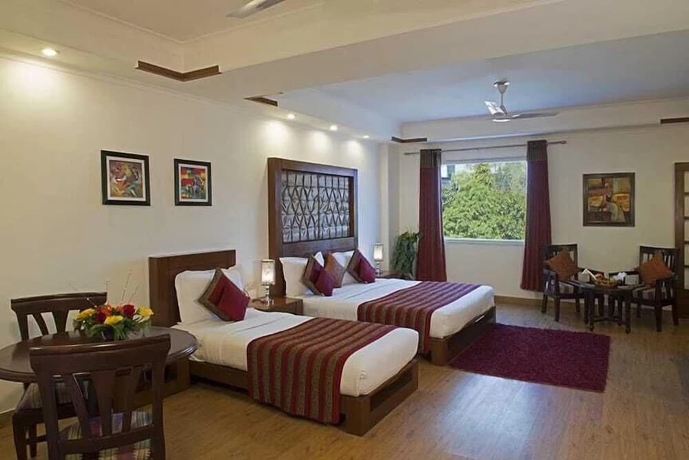 Hotel Lalsons Continental - photo 5