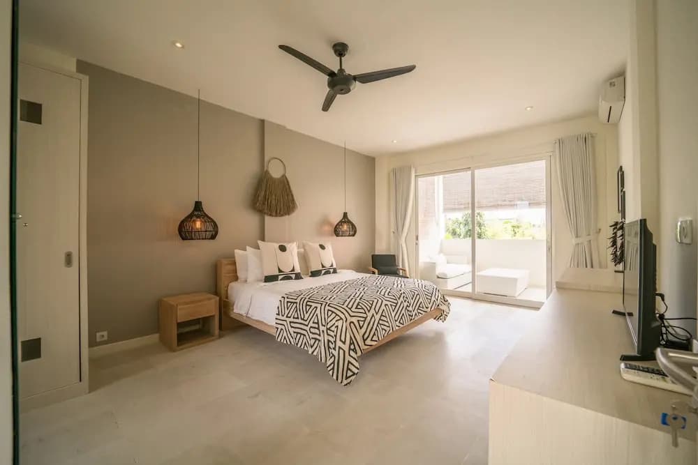 Levi Villa - photo 25