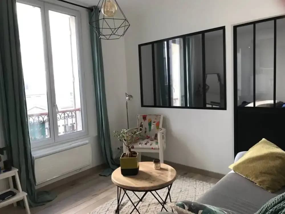 1 Bedroom Apartment Near Sacré-cœur - photo 4