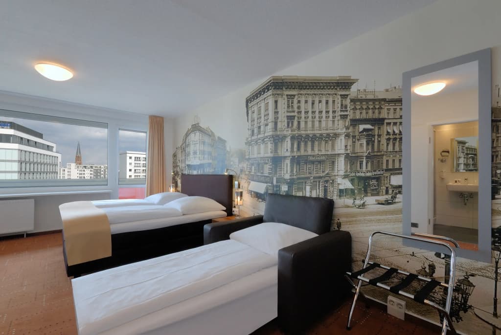 Mercure Hotel Berlin Am Alexanderplatz - photo 4