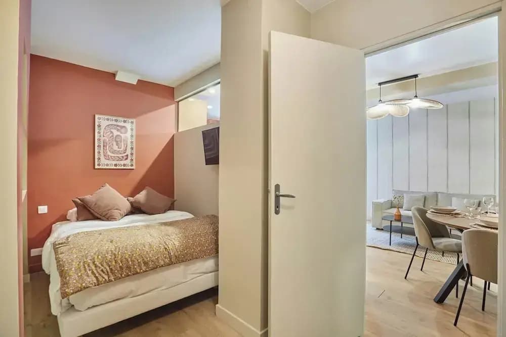 Apartment in the Center of Paris/montmartre - photo 3