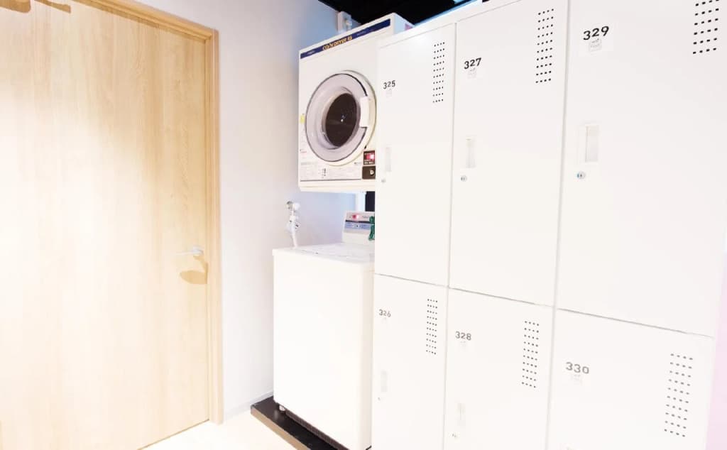 Capsule Hotel Transit Shinjuku - photo 6