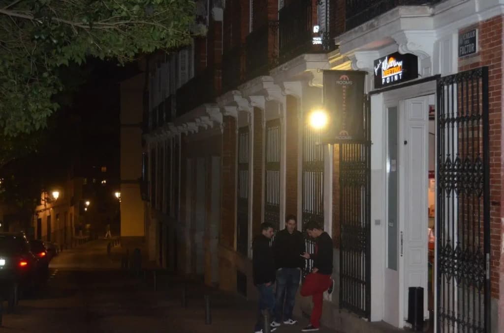 Hostels Meetingpoint - photo 27