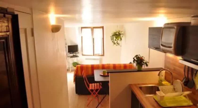 Studio rue de Montmartre - photo 9