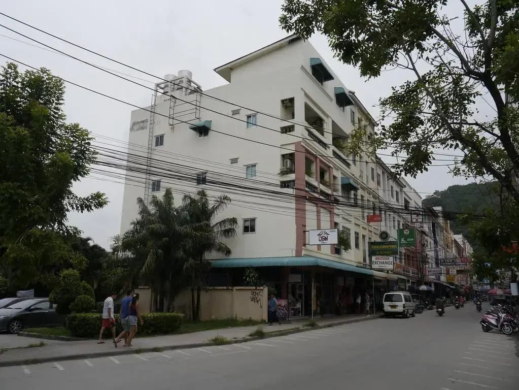 Dive Den Guesthouse - photo 18