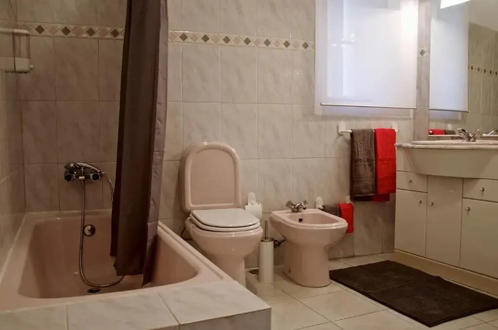 Chiado Lisbon Apartment - photo 8