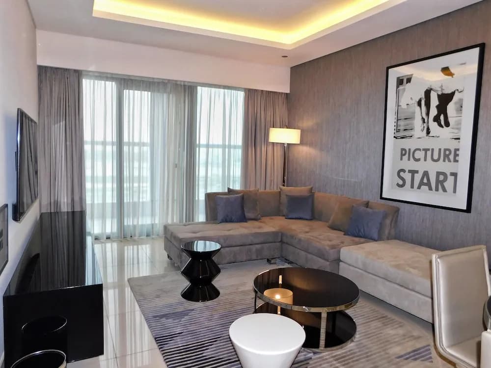 Luton Vacation Damac Paramount Tower - photo 4
