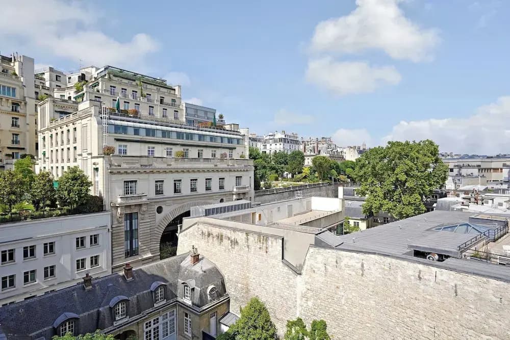 Luxurious Apartment - 2br- 6P Eiffel Tower View - photo 1