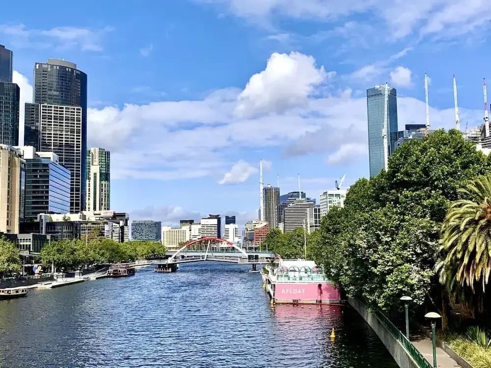 2-BRM Apartment Yarra River View Skyline - photo 11