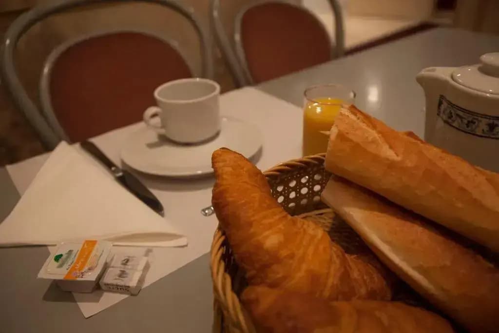 Hôtel des Pyrénées - Nation - photo 11