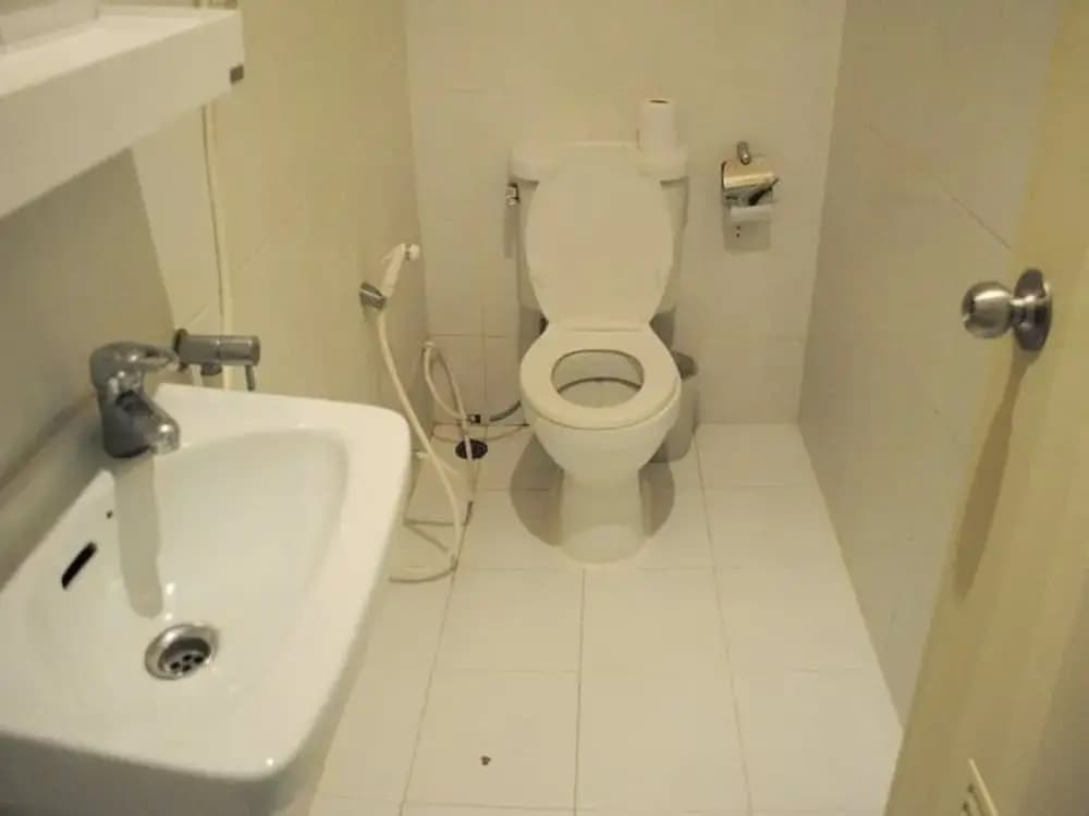 Sunny Guesthouse - photo 8