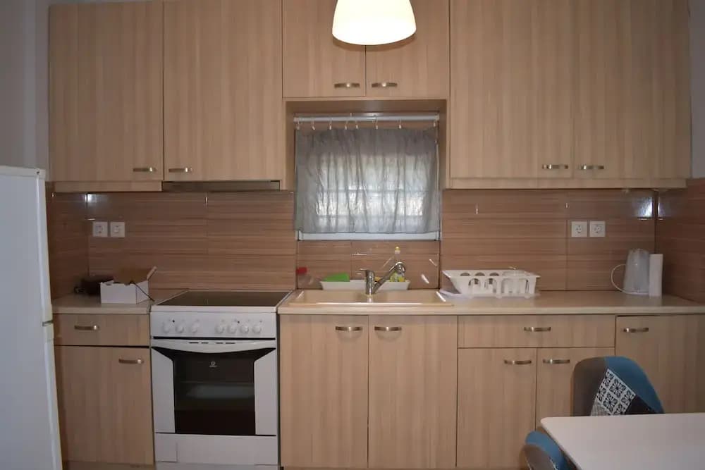 Cozy Apartment in central Athens - photo 12