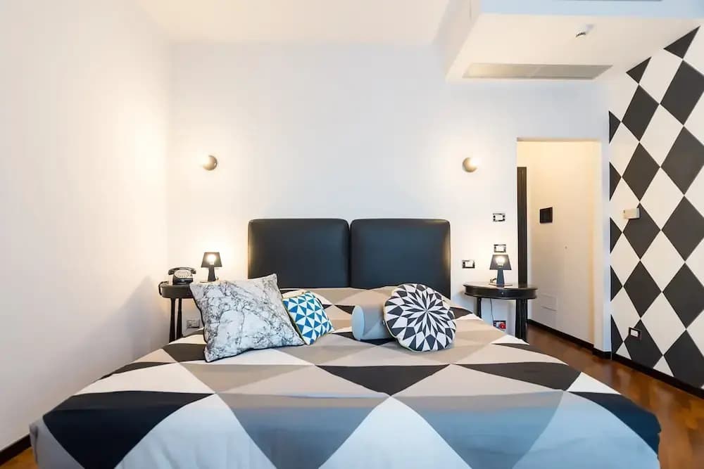 Florentia Apartments - photo 2