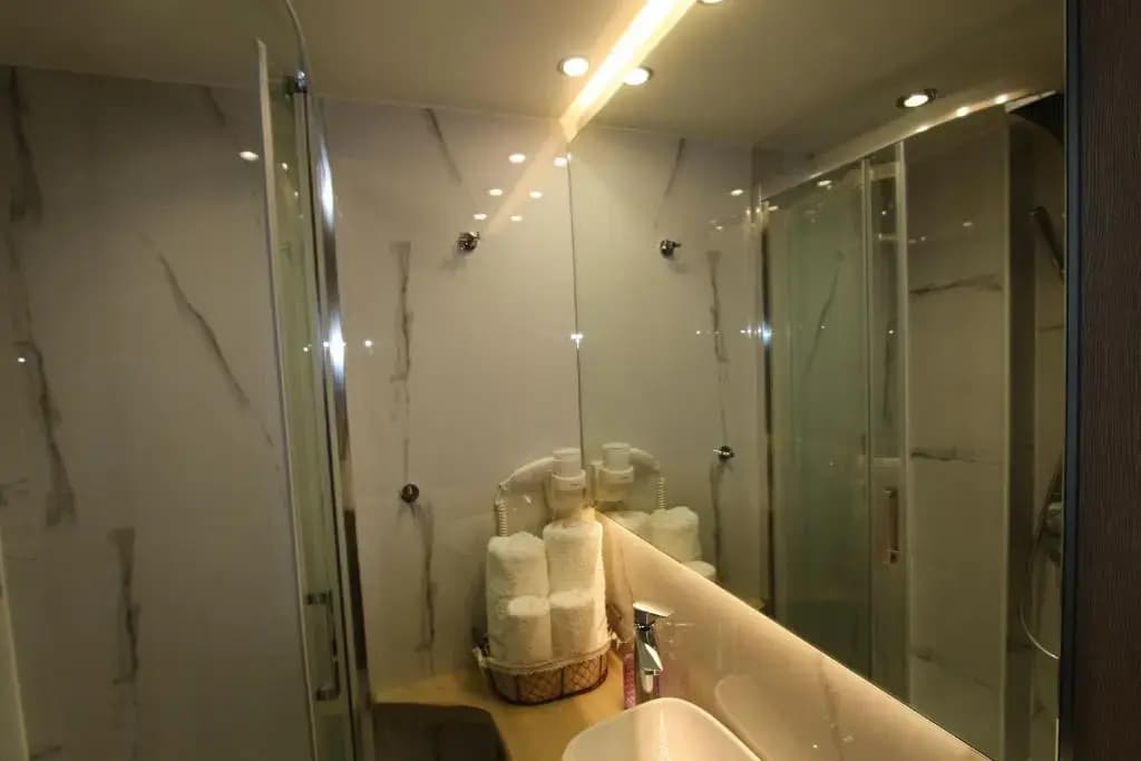 Aiolos Apartments Ermou 64 4th Floor - photo 8