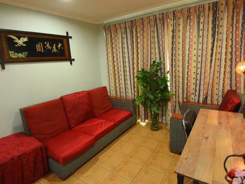 OYO 89642 Highway Inn - photo 9