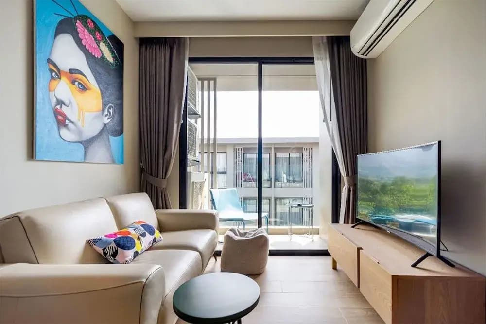 Diamond Condominium By Alexanders - photo 7