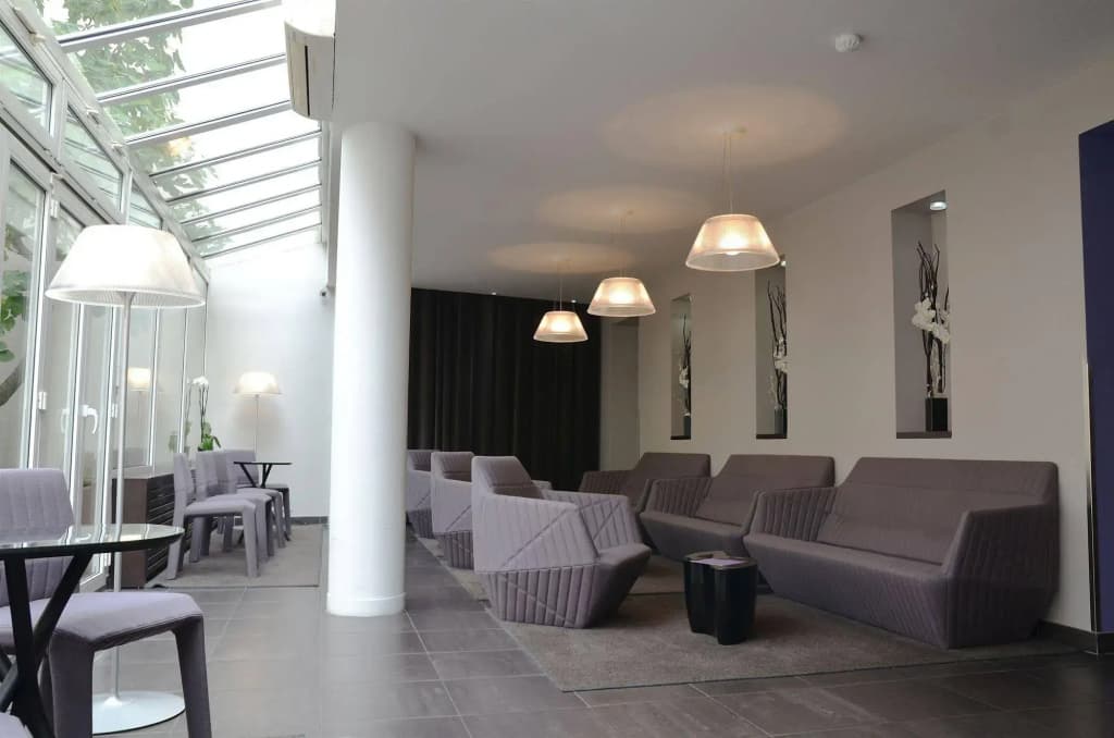 Hotel Saint-Charles - photo 11