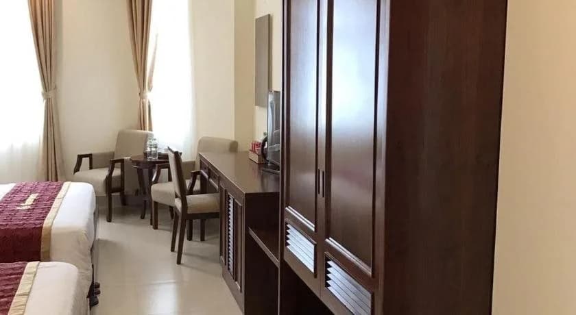 Sunny Hotel - photo 3