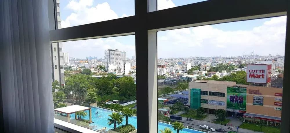 Sunrise City 2BR with Infinity SW Pool - photo 40