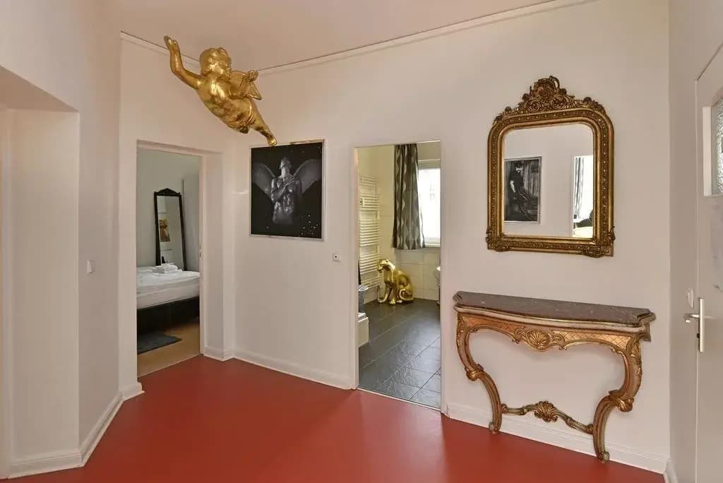 Bananas Guesthouse - photo 3