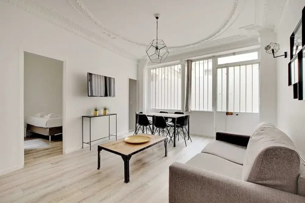 Magnificent Apartment - 2br/6p - Rochechouart - photo 9