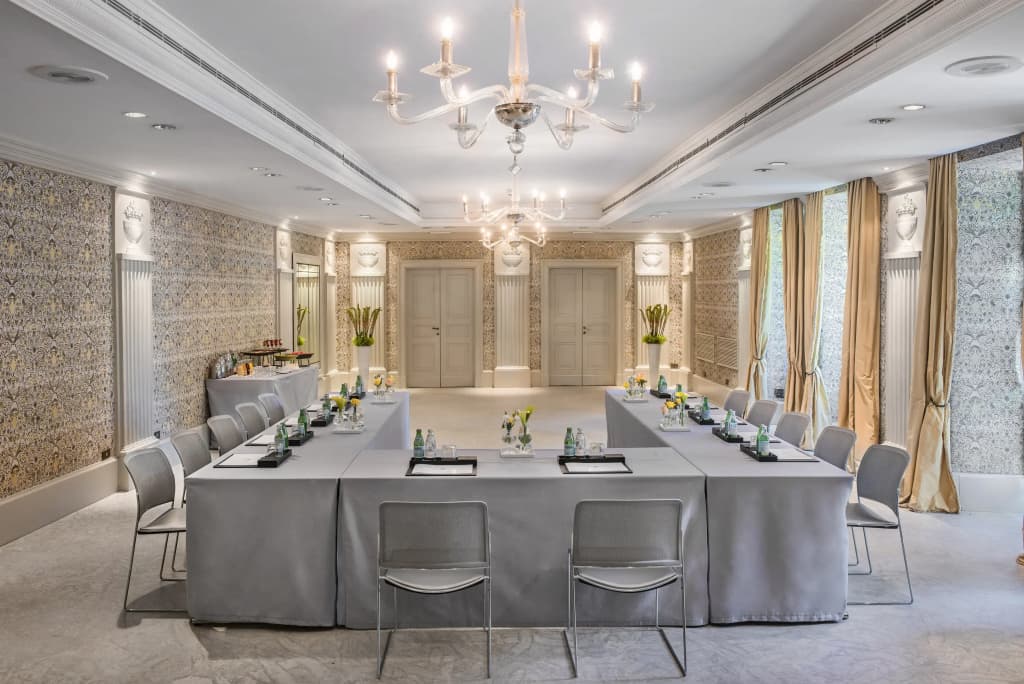 De Russie Hotel - photo 24