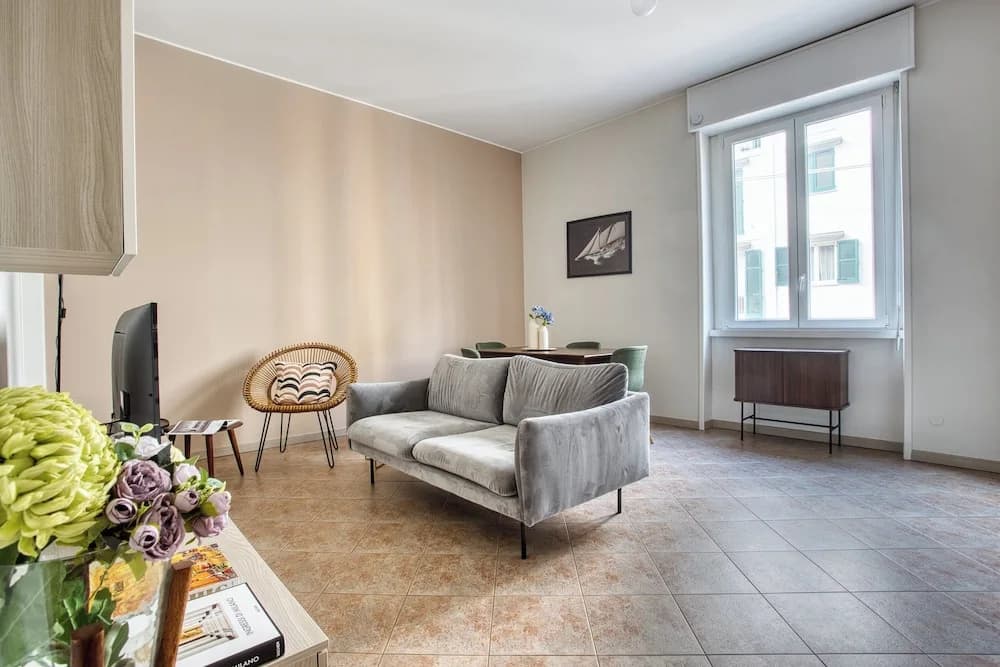 Chic flat in the centre - photo 1