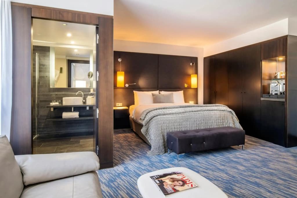 Renaissance Paris Arc de Triomphe Hotel - photo 6