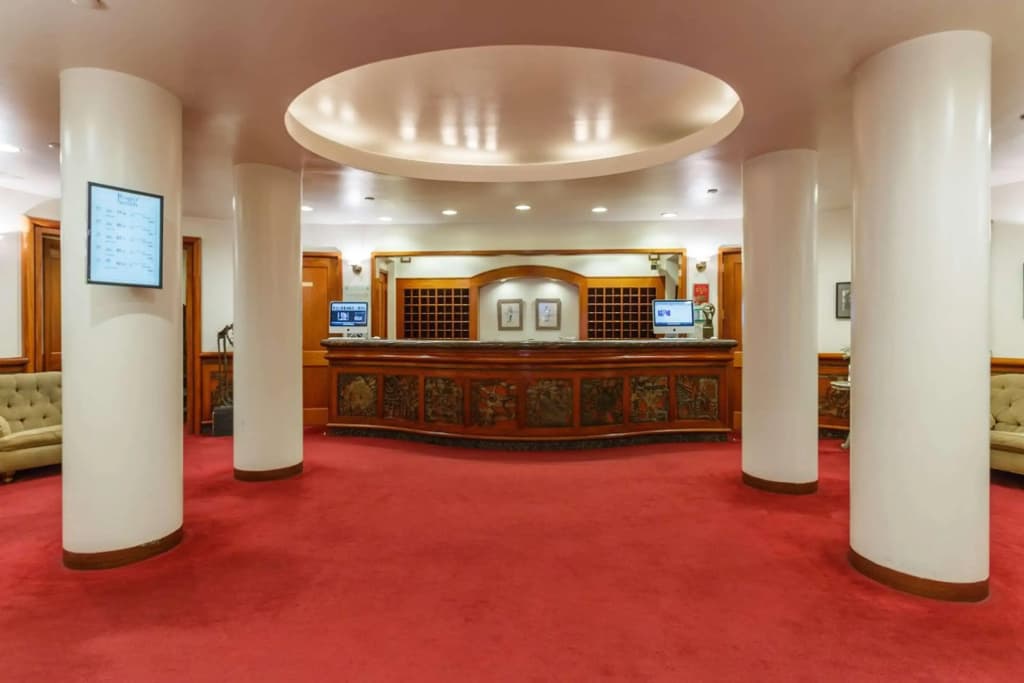 The Roger Smith Hotel - photo 47