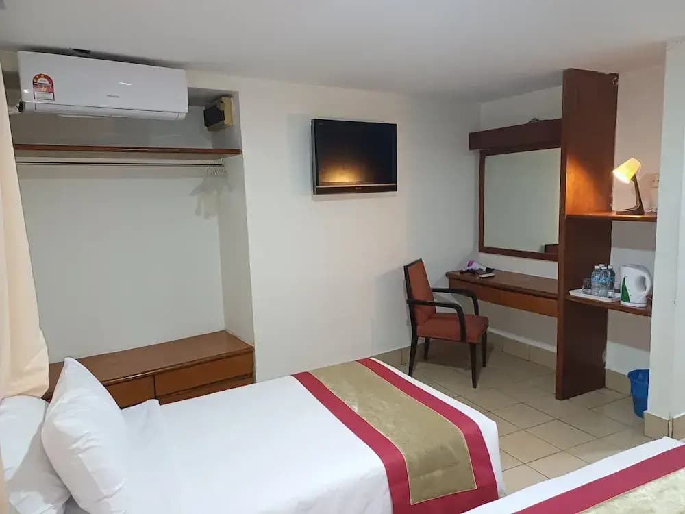 Hotel Seri Putra - photo 13