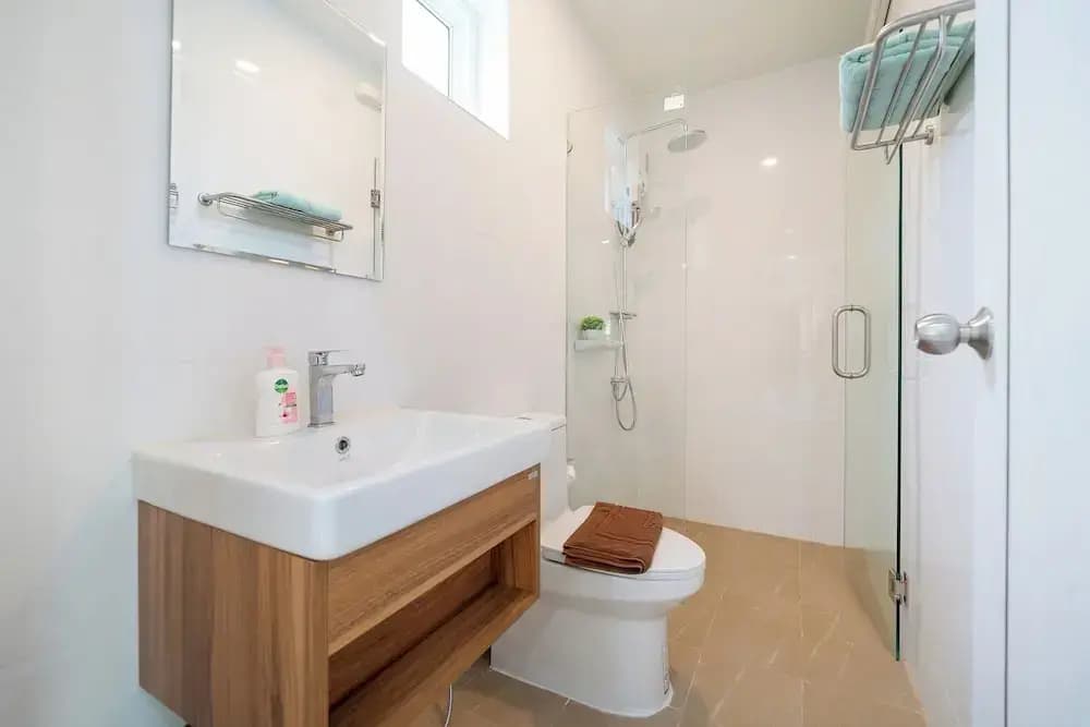 Beachfront 2BR Pool Villa DelMar Kamala - photo 6