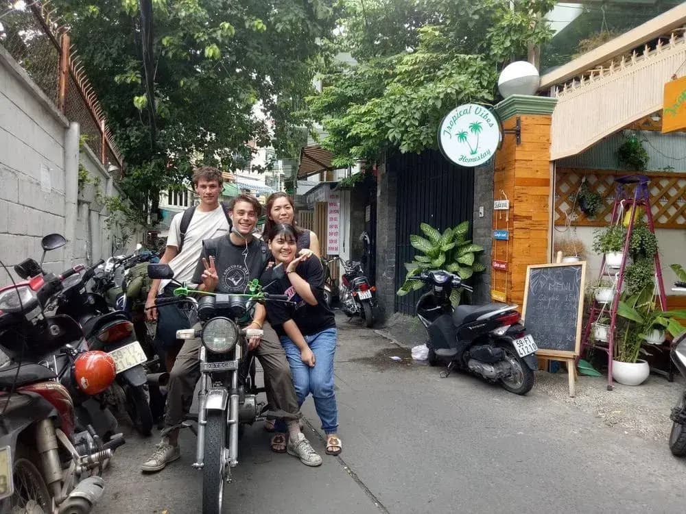 Tropical Vibes Homestay In Sai Gon Hostel - photo 14
