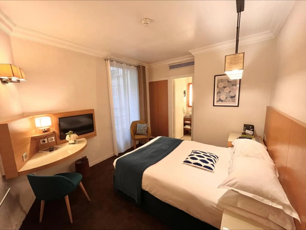 Hôtel Westside Arc de Triomphe - photo 18